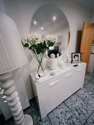 Mueble TV Blanco y Negro