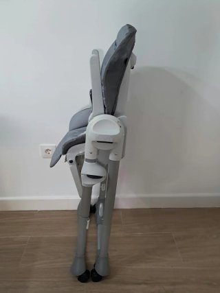 Trona Chicco gris poco uso
