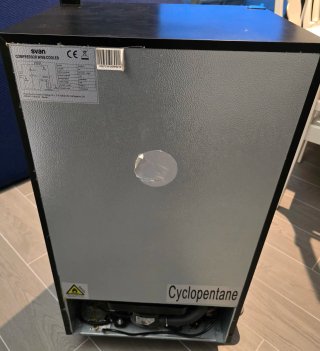 Svan SVR082C miniBar.Mini Frigorifico.80L.Vinoteca