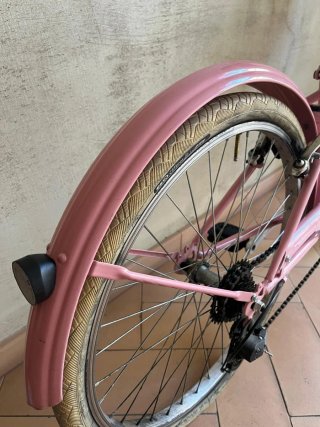 Oferta !!! Bicicleta rosa paseo con cesta Victoria
