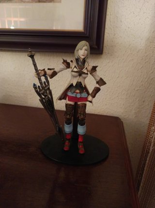 Figura Ashe Play Arts