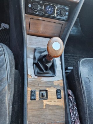 Mercedes-Benz w124 1989