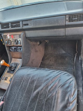 Mercedes-Benz w124 1989