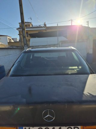 Mercedes-Benz w124 1989