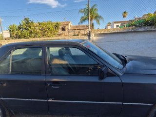 Mercedes-Benz w124 1989