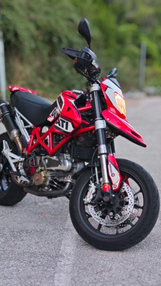 Ducati Hypermotard 1100 2008