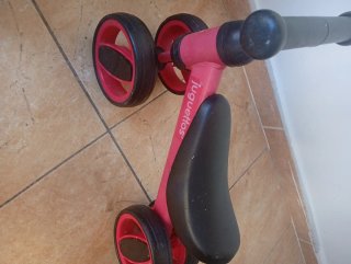 Andador bebé Fisher Price+bicicleta bebe