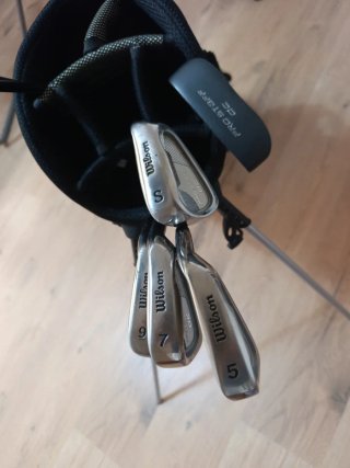 1/2 Juego de Palos de Golf Wilson con Bolsa
