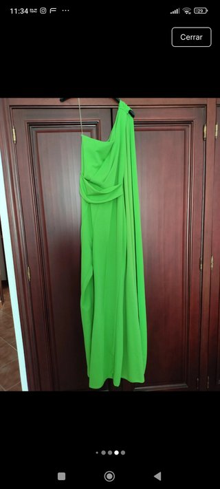 Mono elegante verde talla unica.