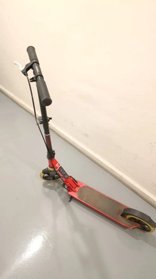 Patinete Oxelo Mid 9 rojo