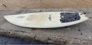 Tabla de surf Kream. Mikel Agote
