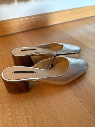 Tacones plateados Zara nuevos