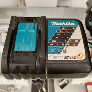 Mini Martillo Percutor Makita DHR171 18V