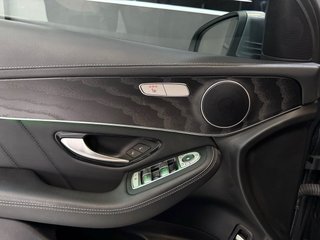 Mercedes-Benz GLC SUV (253) 2022