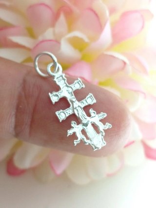 Cruz de Caravaca Plata de Ley 20x10mm