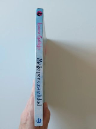 Mago por casualidad de Laura Gallego