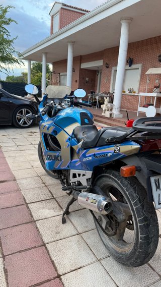 Suzuki GSXF