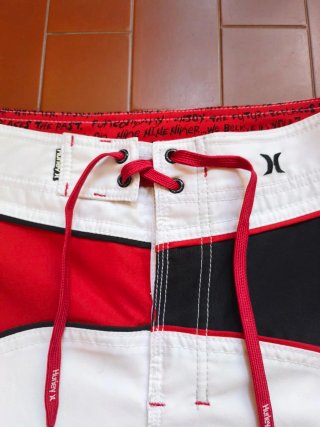 Hurley Costume da bagno Boardshort taglia 28