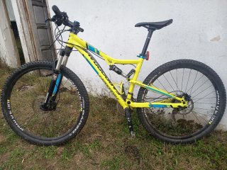Bicicleta Cannondale Doppia Sospensione 29