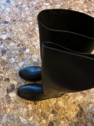 Kit equitación. Botas, pantalón y casco.