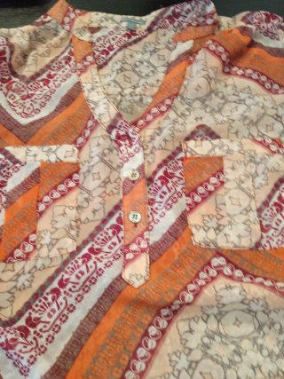 Blusa estampada manga larga