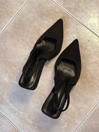 Zapatos de tacón negros