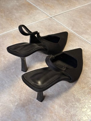 Zapatos de tacón negros