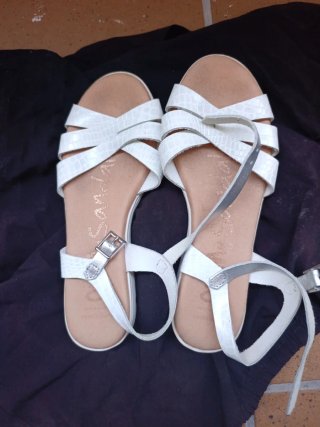Sandalias blancas niña talla 37