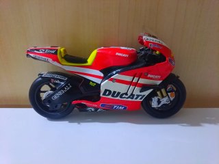 Modellino Moto Ducati Rossi #46 GP