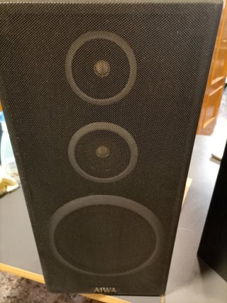Altavoces Aiwa Negros