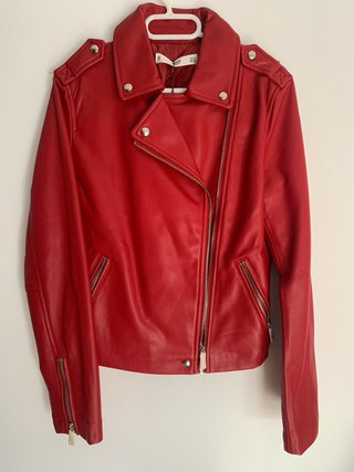Chaqueta corta roja Mango