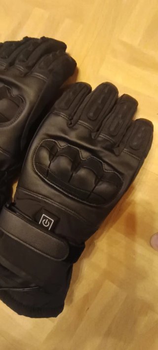 Guantes moto calefactados.