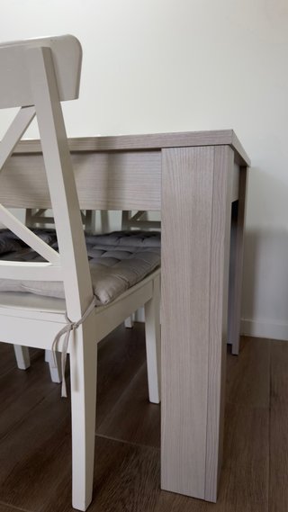 Mesa de comedor, extensible