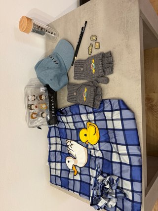 Lote Merchandising Friends