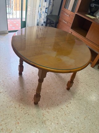 Mesa redonda extensible de madera