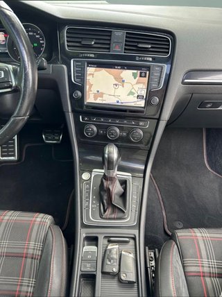 Volkswagen Golf GTI 2016