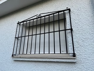 Rejas de hierro para ventana 100x100.