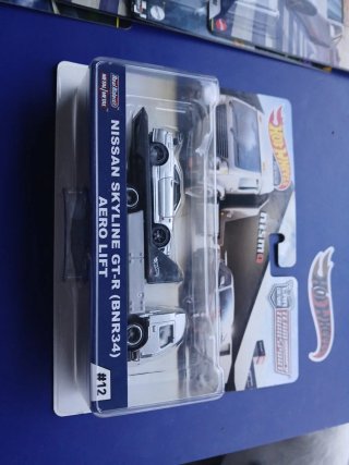 Hot Wheels Nissan Skyline GT-R Aero Lift