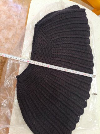 Toquilla lana negra artesanal