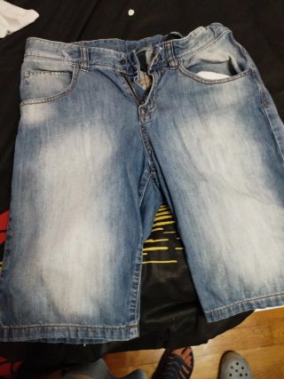 Pantalón vaquero corto