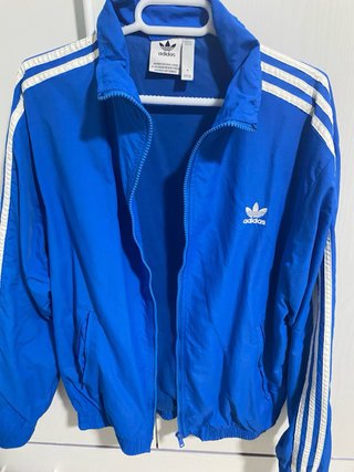 Chaqueta Adidas Azul con Rayas Blancas