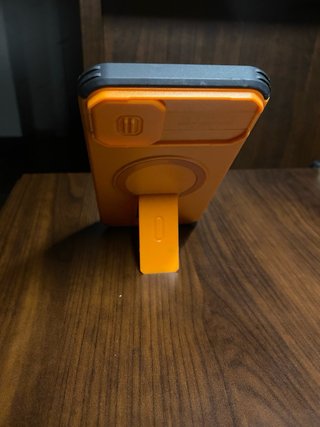 Custodia arancione per iPhone 11 Pro Max