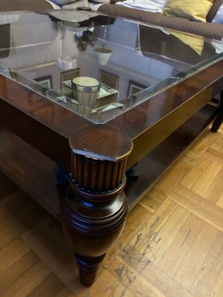 Mesa de centro de madera y cristal
