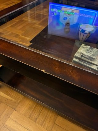 Mesa de centro de madera y cristal