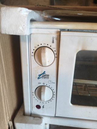 Mini horno blanco