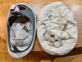 Silla Stokke Nomi Verde + Accesorios