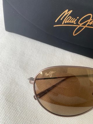 Gafas de sol Maui Jim marrones y doradas