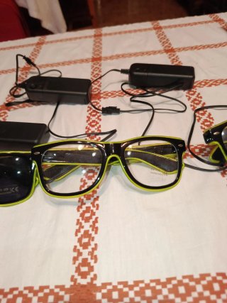 Gafas De Neón Verdes Y Negras Nuevas Sin Estrenar.