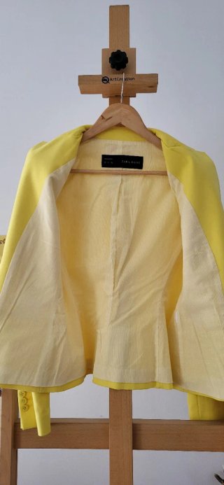 Americana Zara Amarillo Flúor Talla L Nueva