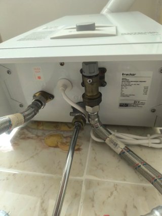 Calentador estanco Neckar 10 L.